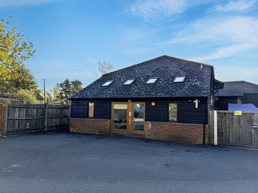 Property photo 2 of 14 Picture No. 22