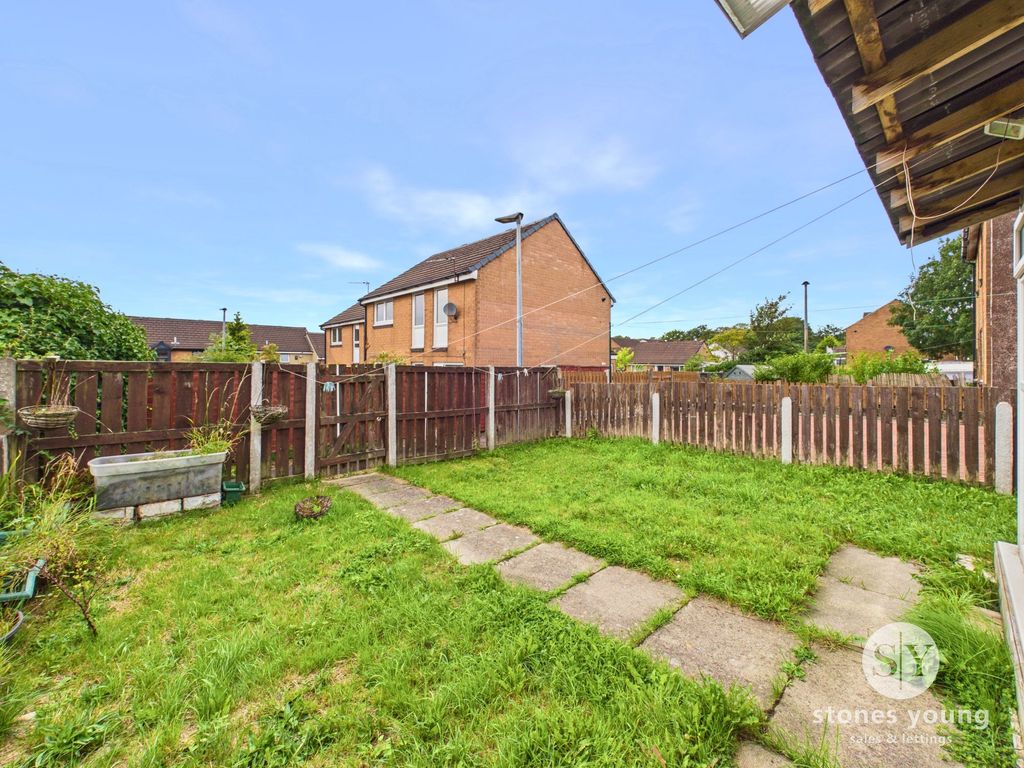 Property photo 2 of 16