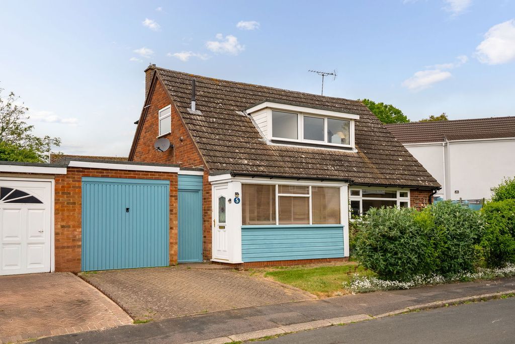 Property photo 1 of 31