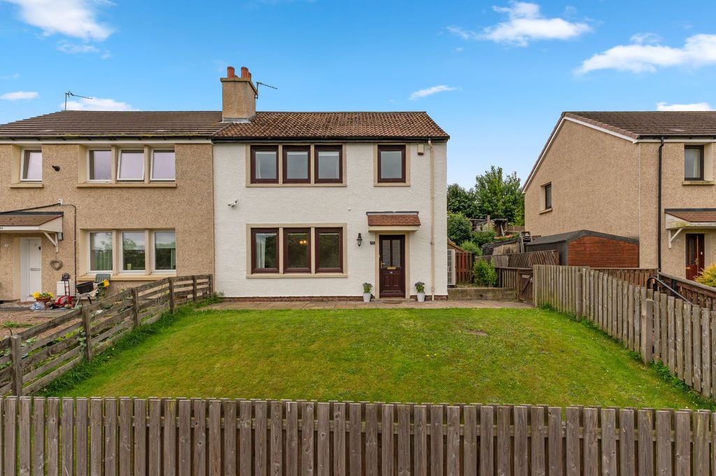 Property photo 1 of 25