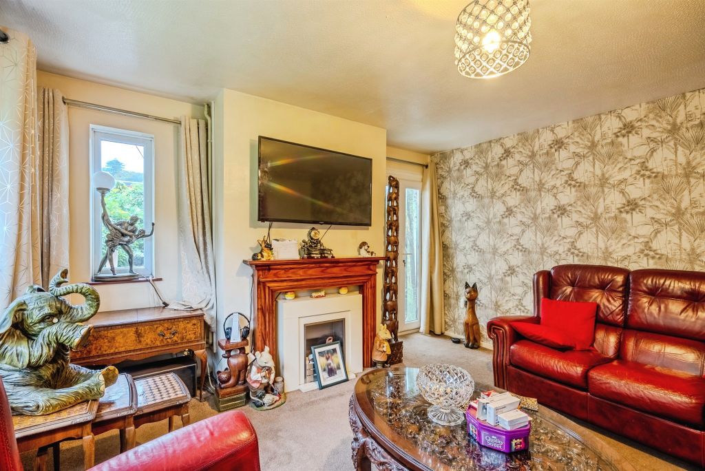 Property photo 2 of 29