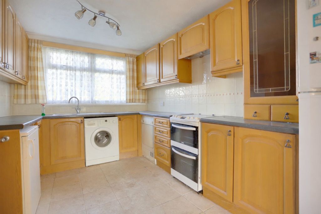 Property photo 2 of 9 Kitchen_Converted