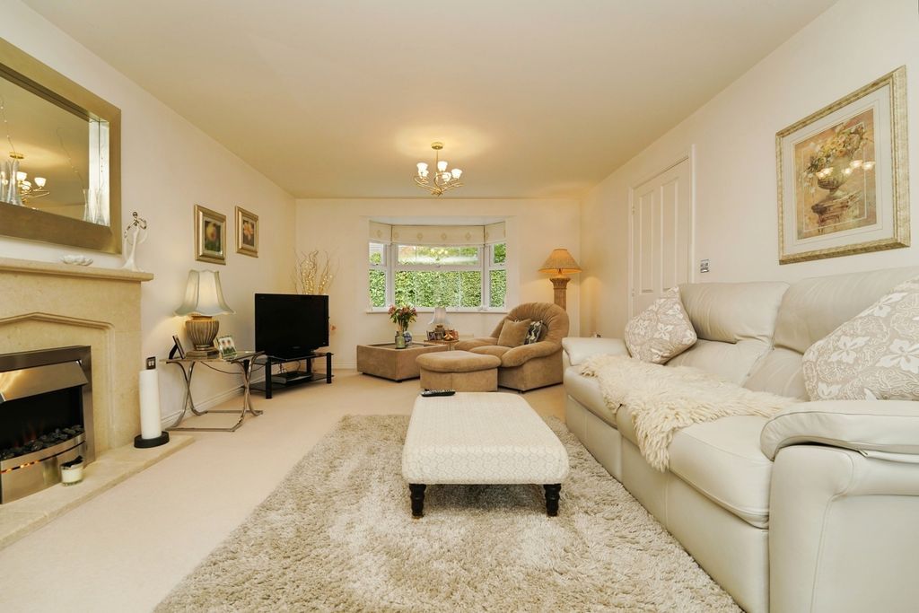 Property photo 3 of 21 Pbox-Img.Jpg