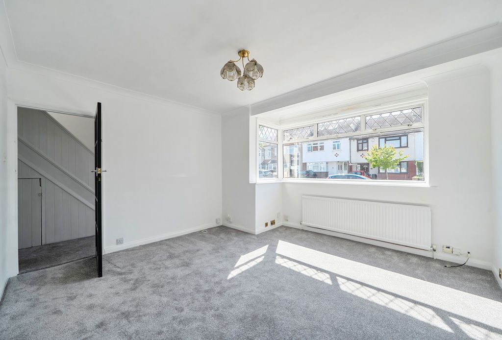 Property photo 1 of 12 1452406-20-69Ef49...