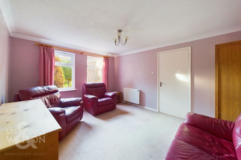 Property photo 2 of 22