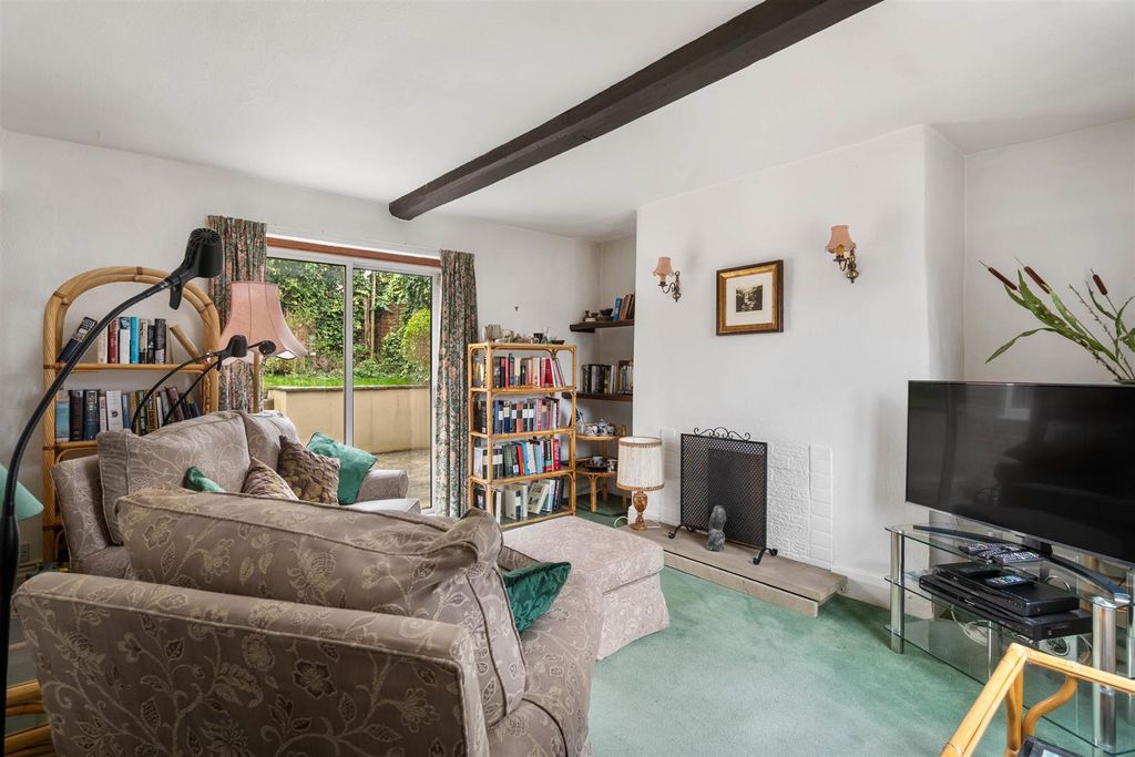 Property photo 2 of 13