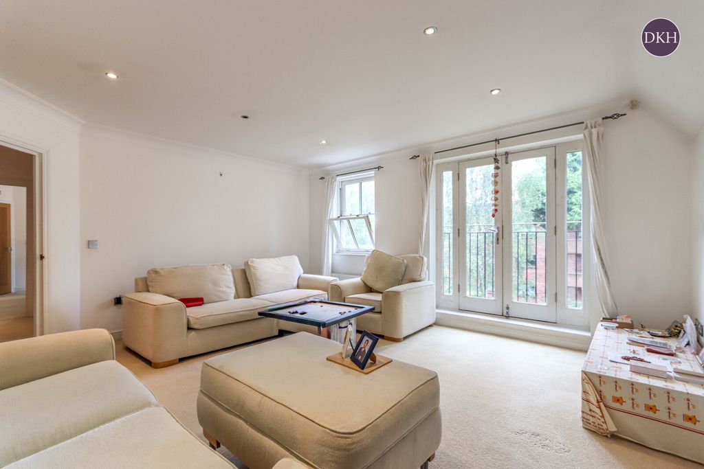 Property photo 3 of 13 Picture No. 05