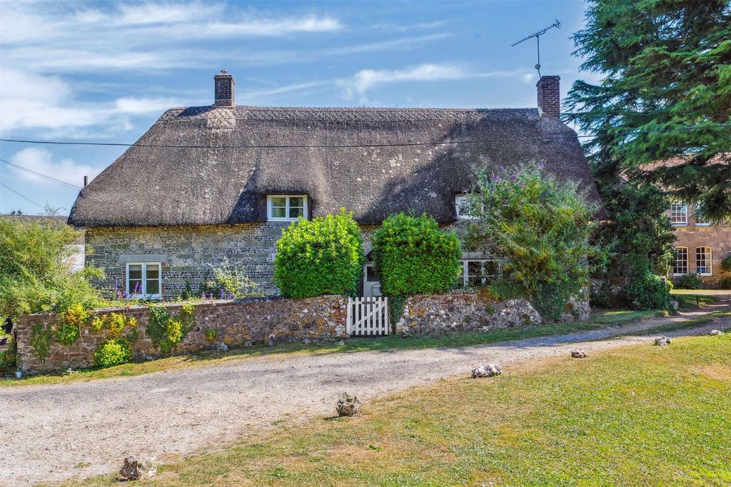 Property photo 1 of 15 Picture No. 02