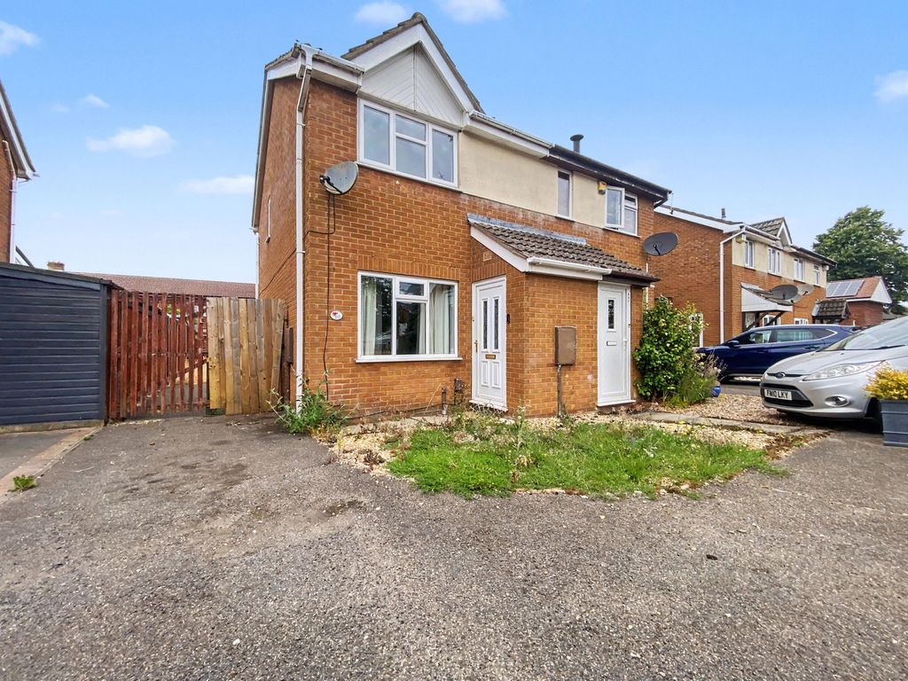 Property photo 1 of 12