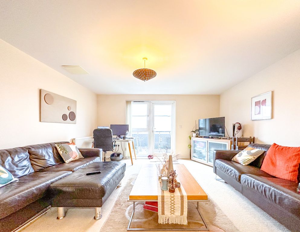 Property photo 2 of 14