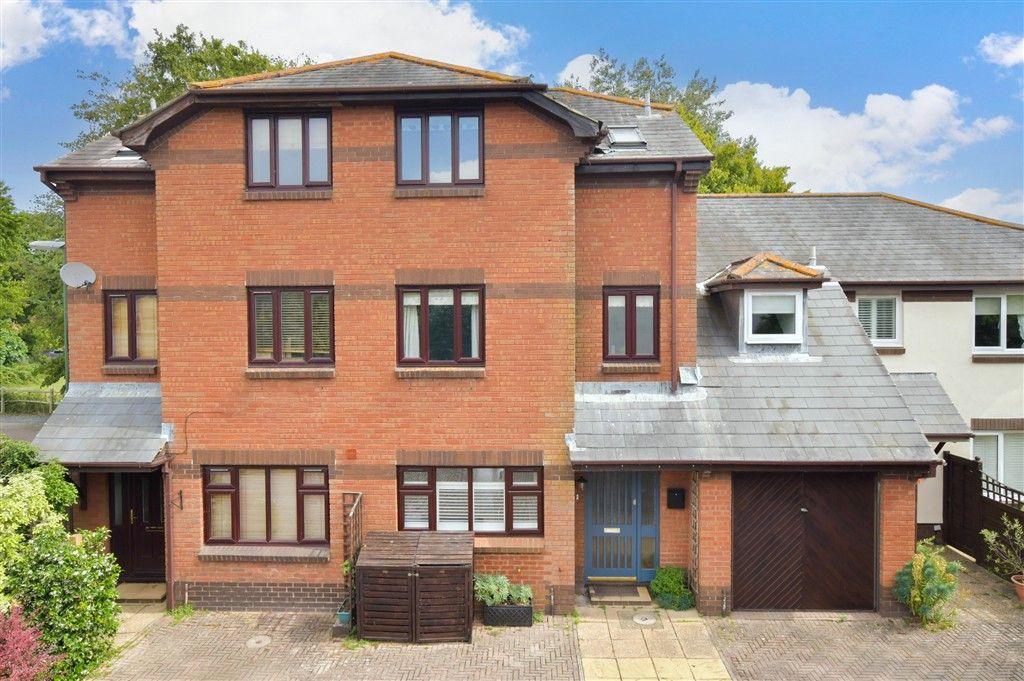 3 bed town house for salePenfolds Place, Arundel, West Sussex BN18