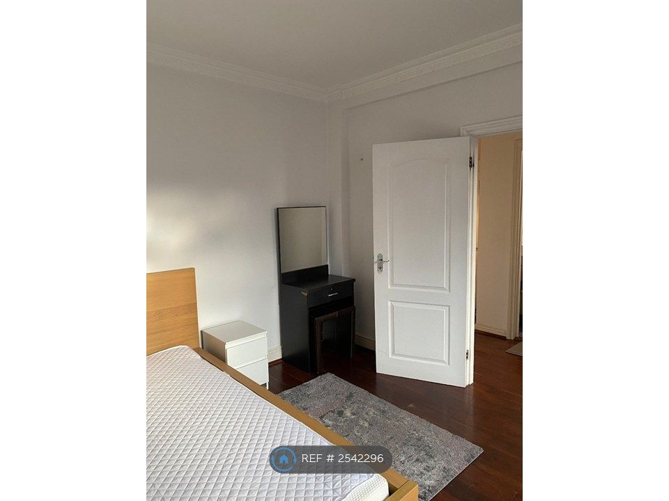 Property photo 3 of 5