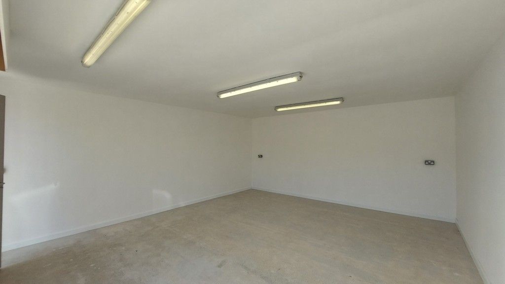 Property photo 2 of 5 Photo 1
