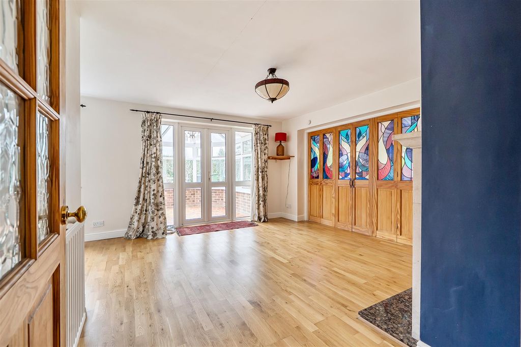 Property photo 2 of 25 1397059-15-69611Fec1E0c4.Jpg