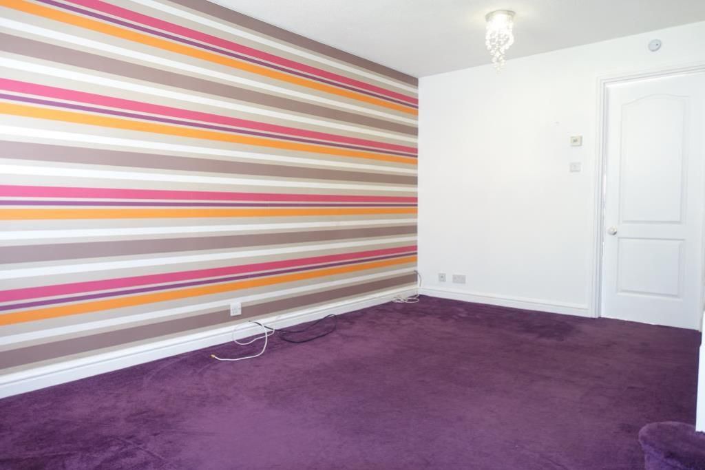 Property photo 2 of 11 Dsc08276_Lge