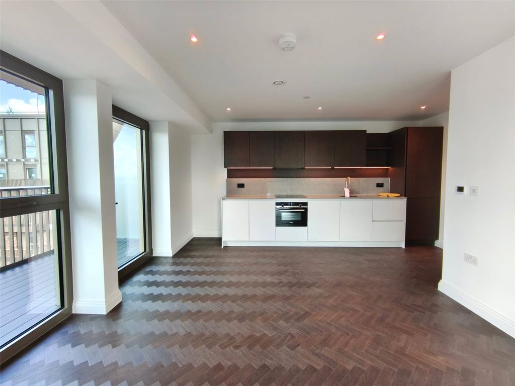 Property photo 2 of 17 Picture No. 04