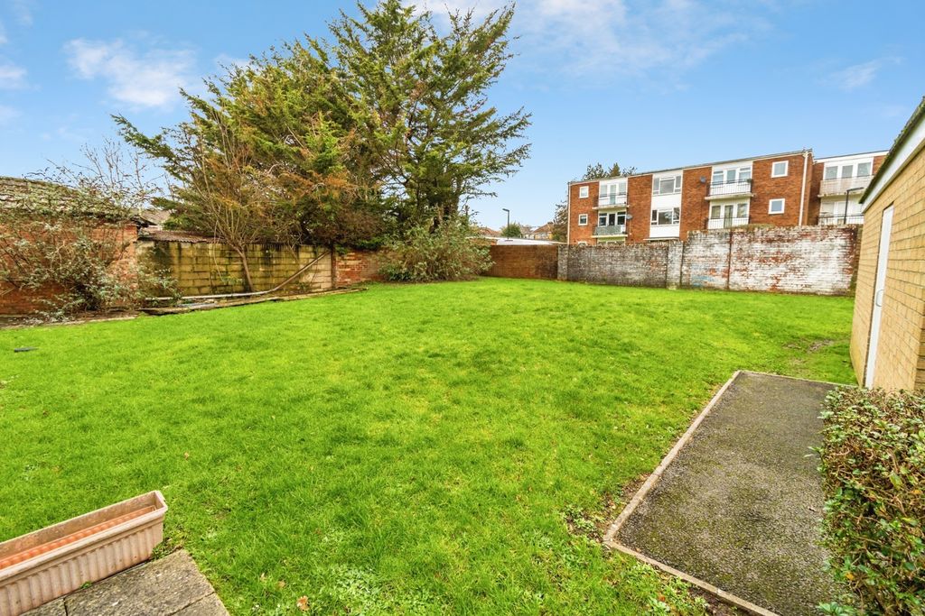 Property photo 3 of 14 Pbox-Img.Jpg