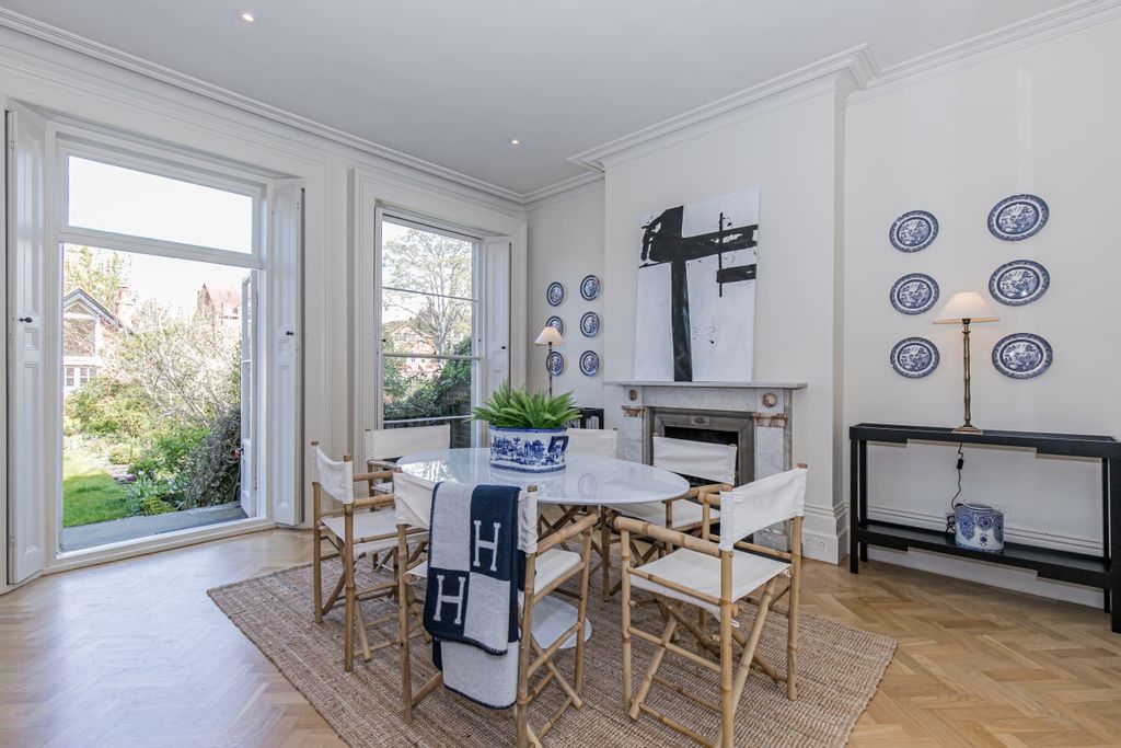Property photo 3 of 13 159431