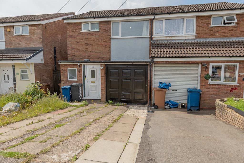 Property photo 1 of 28