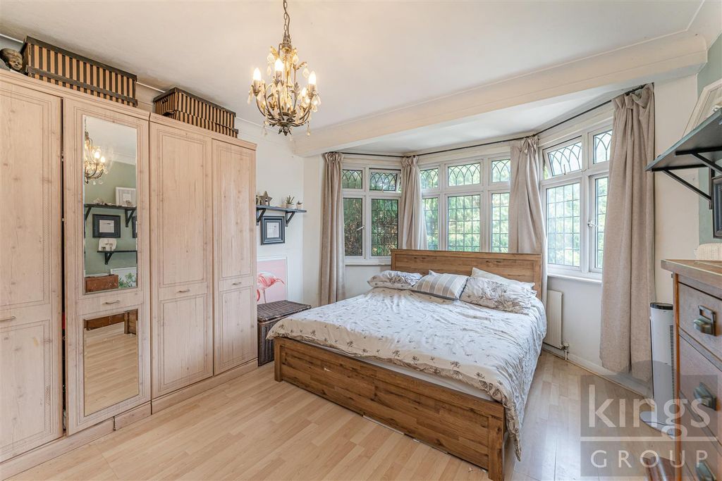 Additional image 13 of 4 bed detached house for saleFirtree Walk, Enfield EN1