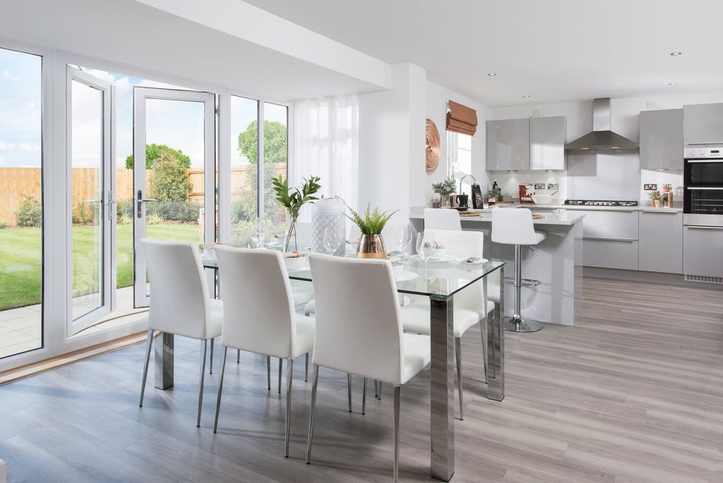 Property photo 3 of 10 Bradgate