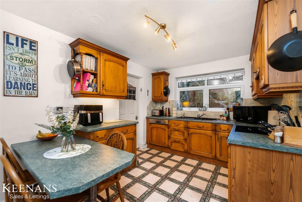 Property photo 3 of 27 3.Jpg