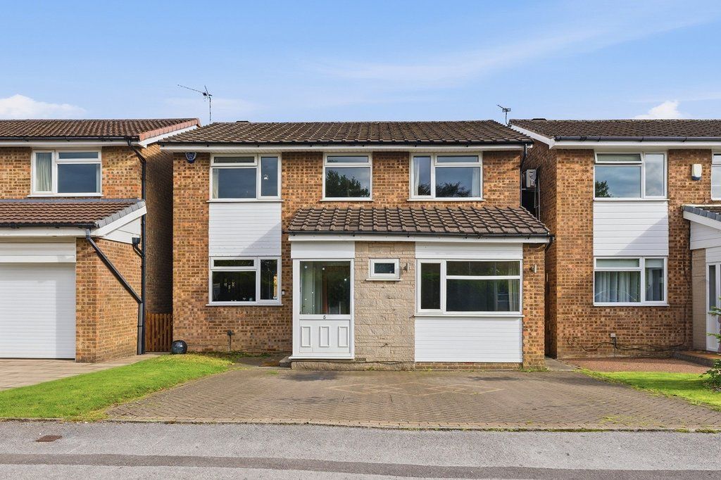 Property photo 1 of 28