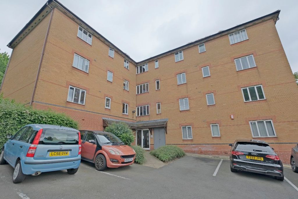 Property photo 1 of 7