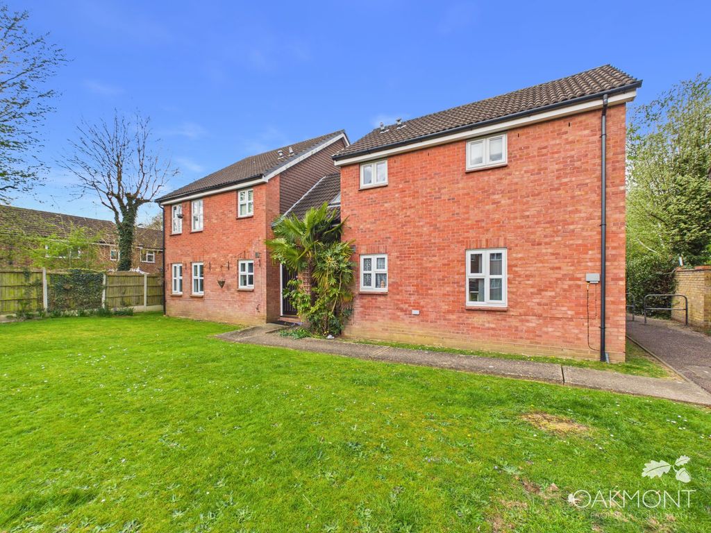 Property photo 1 of 5