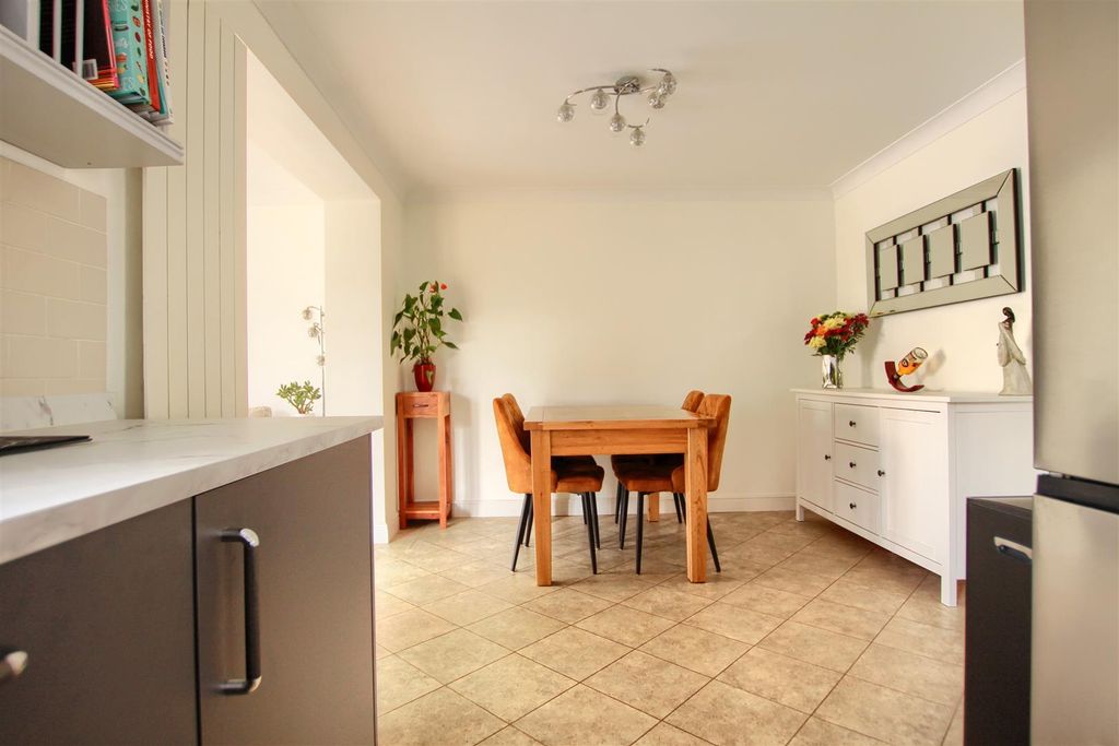 Property photo 2 of 17 Pd7.Jpg