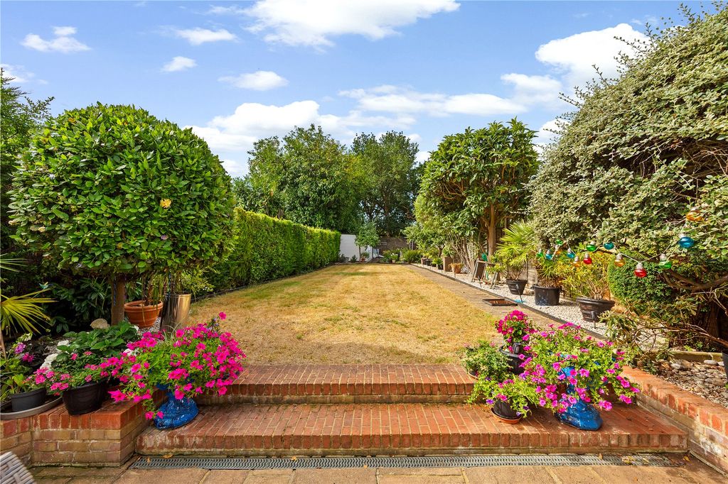 Property photo 2 of 31 Picture No. 44