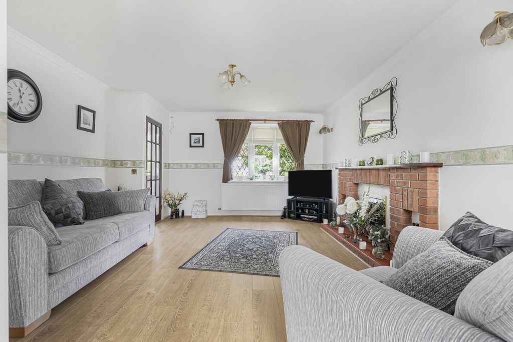 Property photo 3 of 22