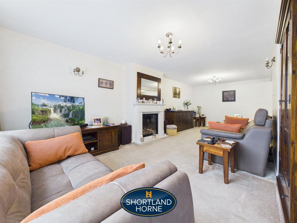 Property photo 3 of 31 Cam04377G0-Pr0123-Still007.Jpg