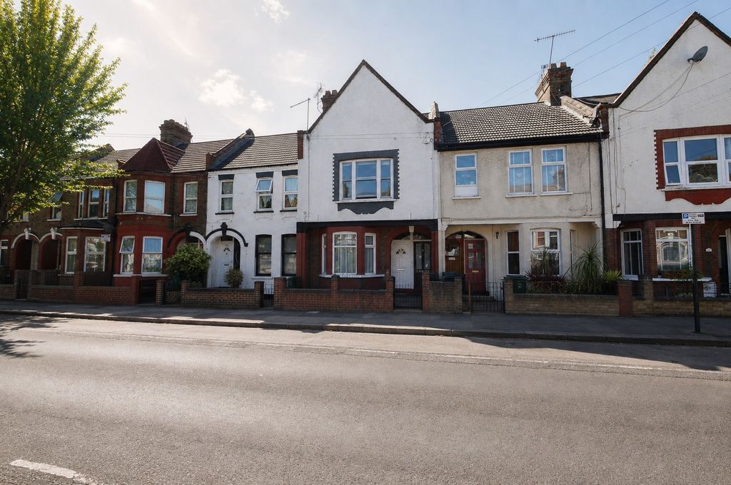 Property photo 1 of 8 4912221