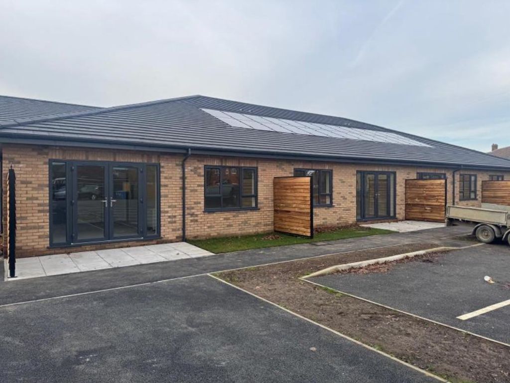 Property photo 1 of 5 Exterior