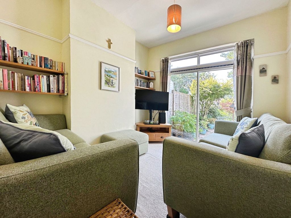 Property photo 3 of 31