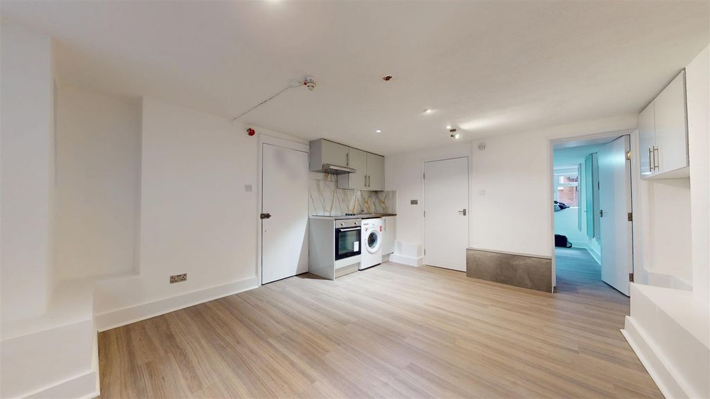 Property photo 1 of 6 04212026_095136.Jpg