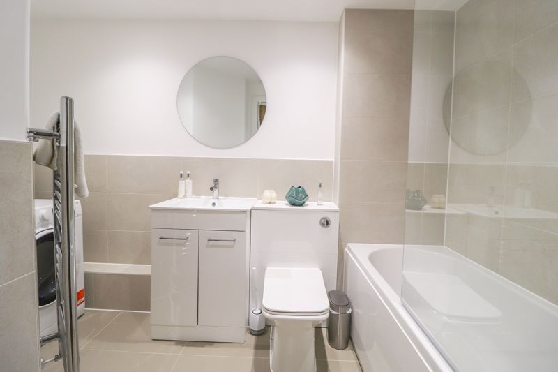 Additional image 4 of 2 bed flat for saleForest View, London Road, Benfleet SS7