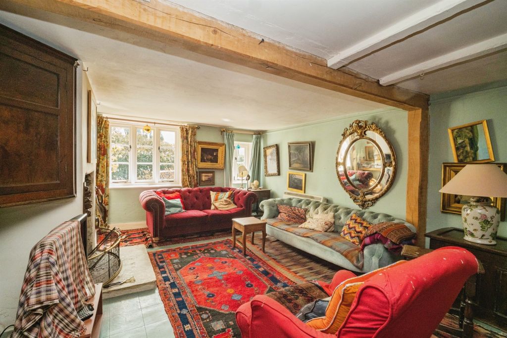 Property photo 2 of 24