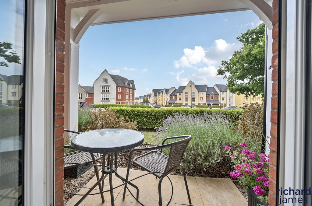 Property photo 3 of 22 Afb62E57182E4235Ad53432c9B284F07