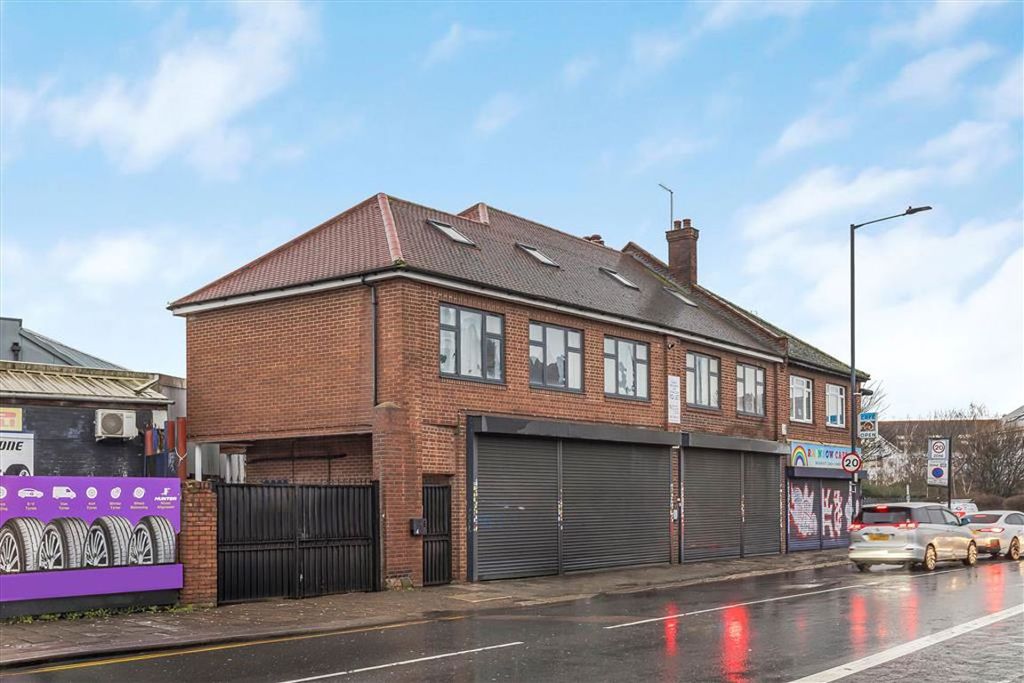 Property photo 1 of 6