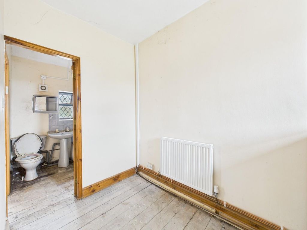 Property photo 2 of 5 Cam01268G0-Pr0377-Still002.Jpg