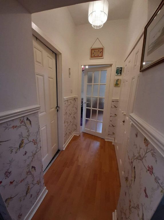 Property photo 3 of 9 Hall