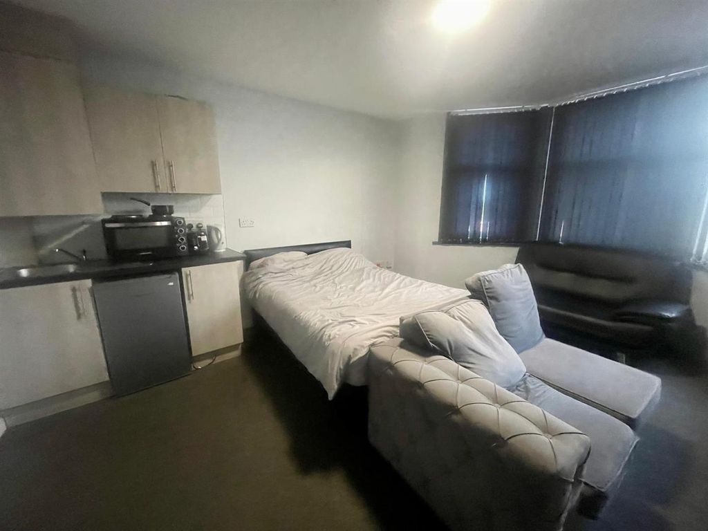 Property photo 3 of 7 Img-20251010-Wa0005.Jpg