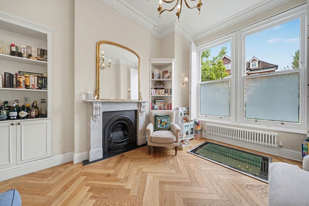 Property photo 2 of 11 Picture No. 04