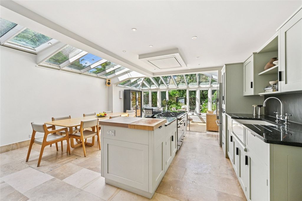 Property photo 3 of 13 Kitchen