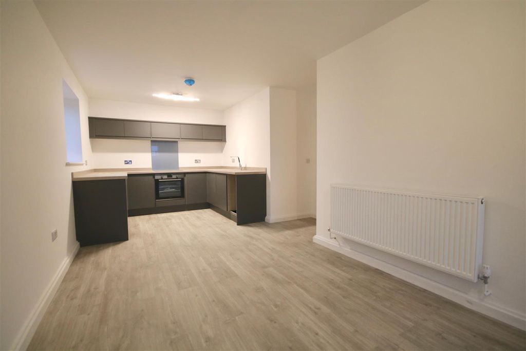 Property photo 2 of 15 Zn4F88Iyf0-Zvqvfrdxlcg.Jpg