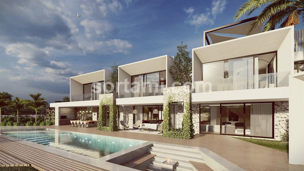 Property photo 2 of 21