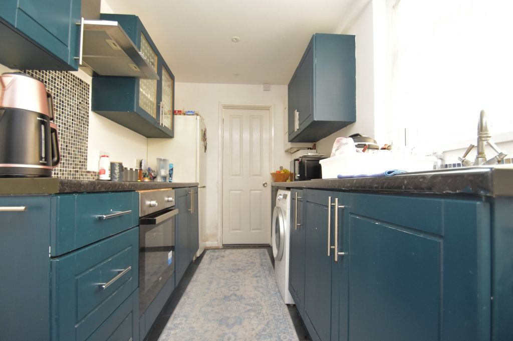 Property photo 3 of 10 Picture No. 02