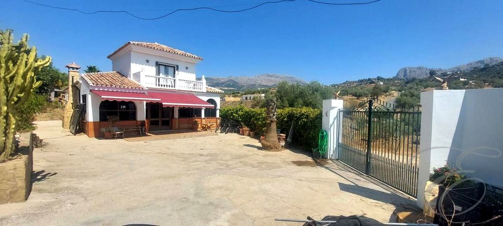 Property photo 3 of 20